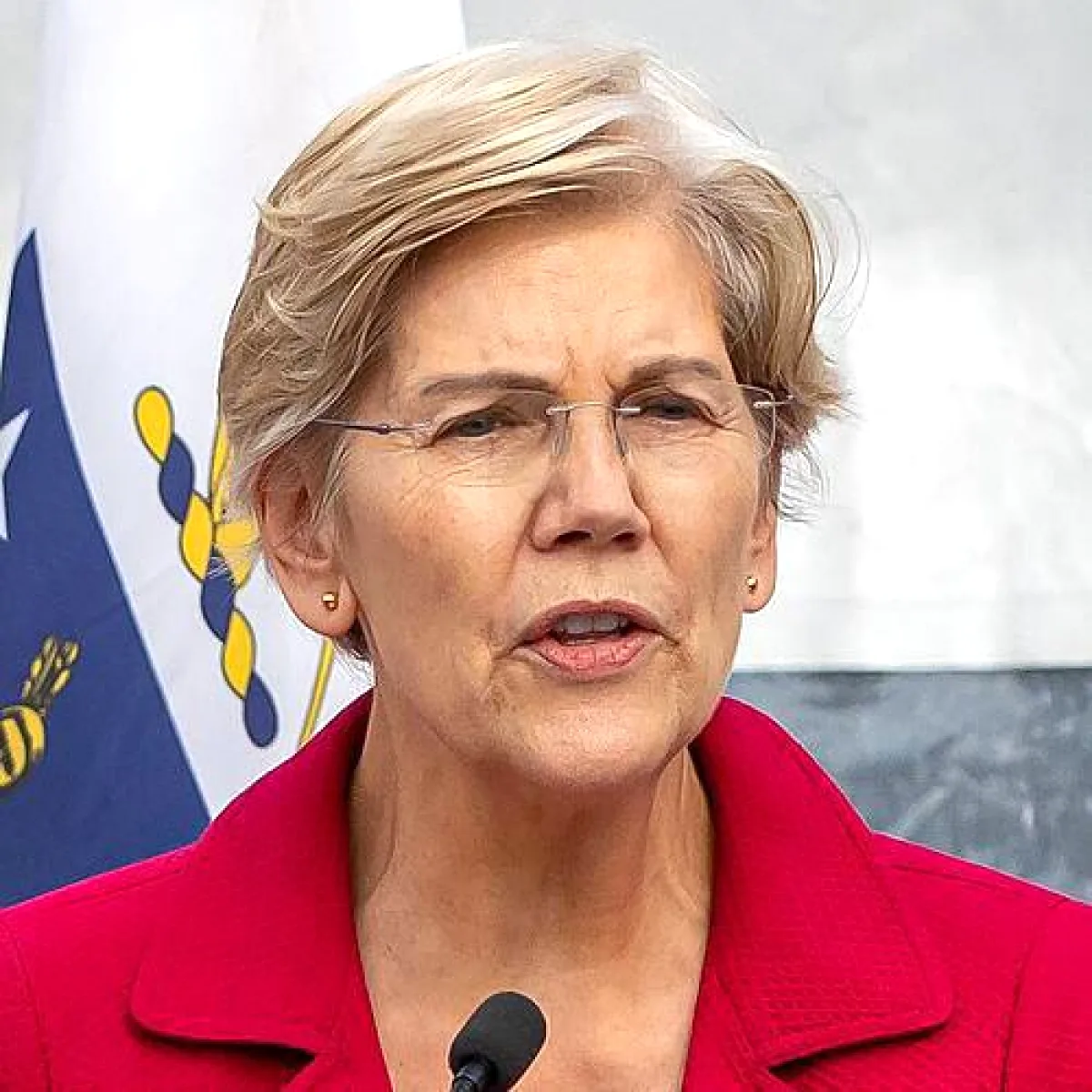 Senatör Warren'dan MrBeast'e Kripto ve Bankacılık Soruları Senatör Warren'dan MrBeast'e Kripto ve Bankacılık Soruları