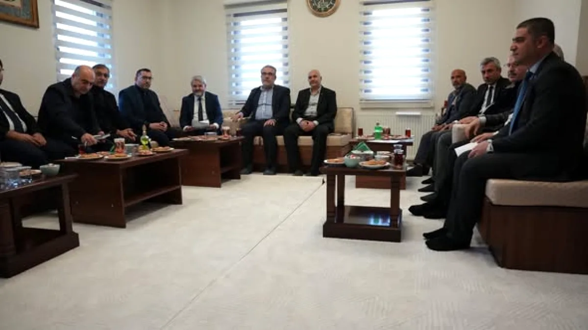 EDEP Koordinatörü Gaziantep Müftülüğü'nde Toplantıda EDEP Koordinatörü Gaziantep Müftülüğü'nde Toplantıda