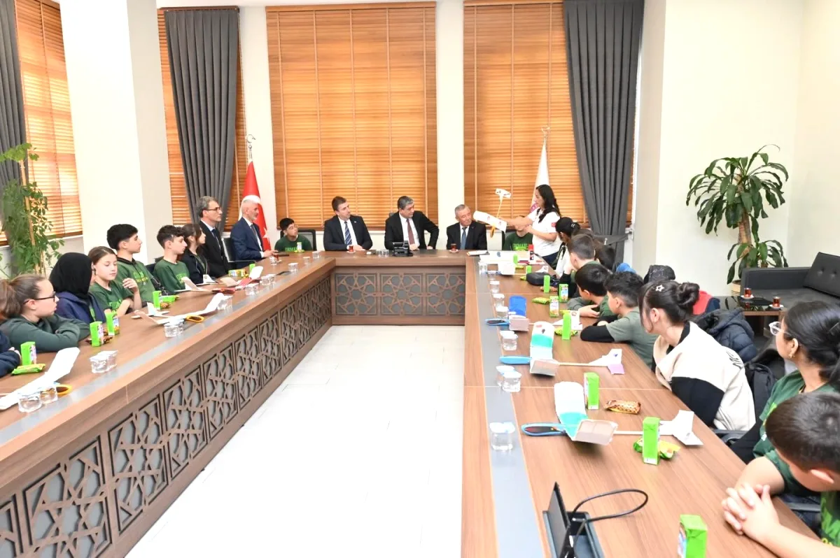 Çatalca'da Öğrenciler Sertifika Aldı Çatalca'da Öğrenciler Sertifika Aldı