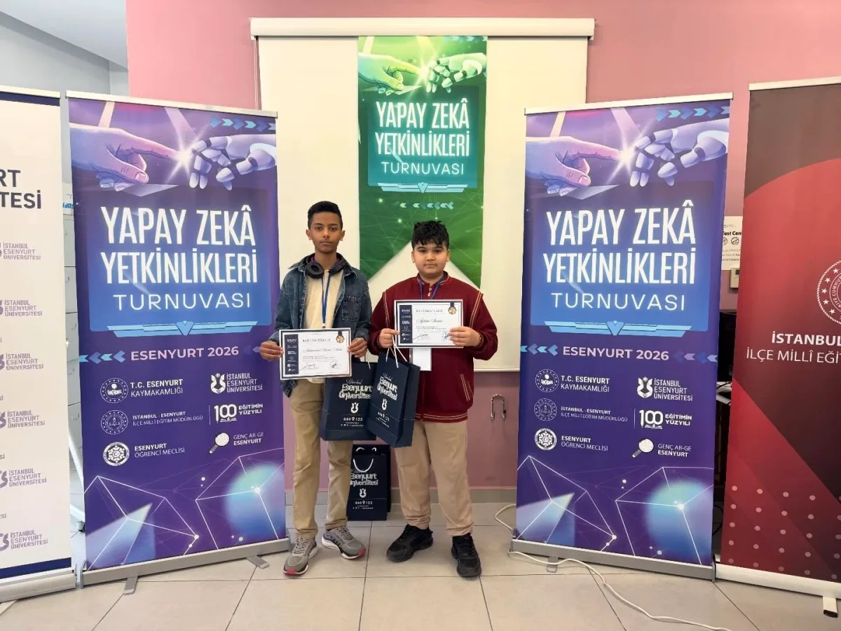 Esenyurt'ta Yapay Zeka Turnuvasına Katılan Öğrenciler Tebrik Edildi Esenyurt'ta Yapay Zeka Turnuvasına Katılan Öğrenciler Tebrik Edildi