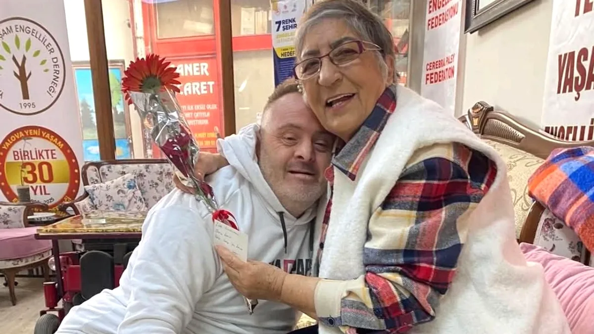 Yalova'da 'Engellilerin Annesi' İçin Yılın Annesi Çağrısı Yalova'da 'Engellilerin Annesi' İçin Yılın Annesi Çağrısı