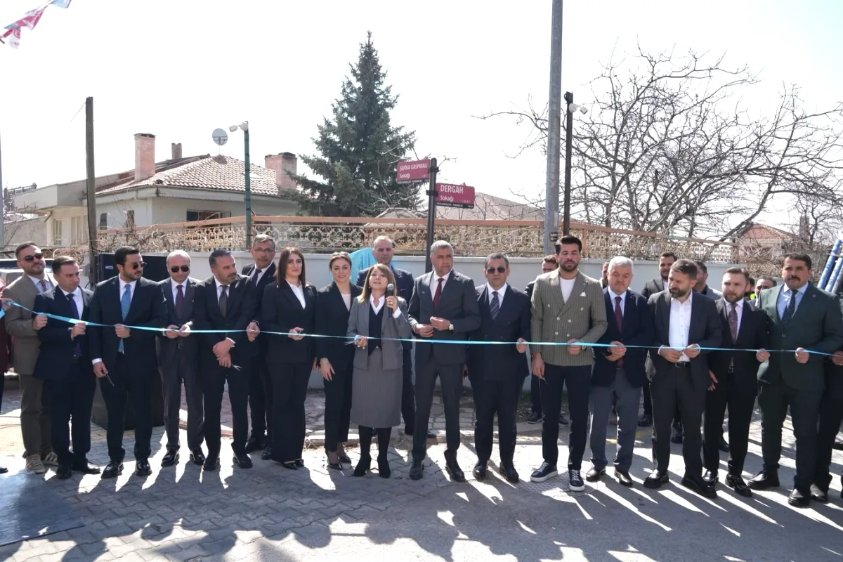 Pursaklar'da Şefika Gaspıralı Sokağı Açılış Töreni Pursaklar'da Şefika Gaspıralı Sokağı Açılış Töreni