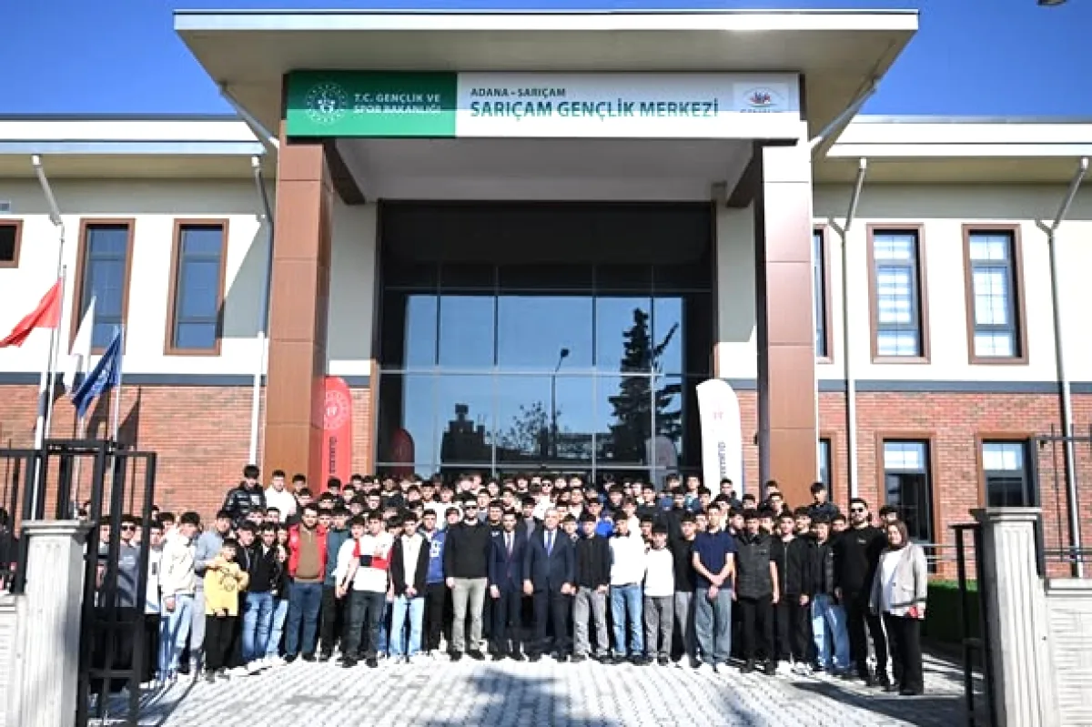Sarıçam Belediyesi Gençleri Osmaniye Gençlik Kampı'na Uğurladı Sarıçam Belediyesi Gençleri Osmaniye Gençlik Kampı'na Uğurladı