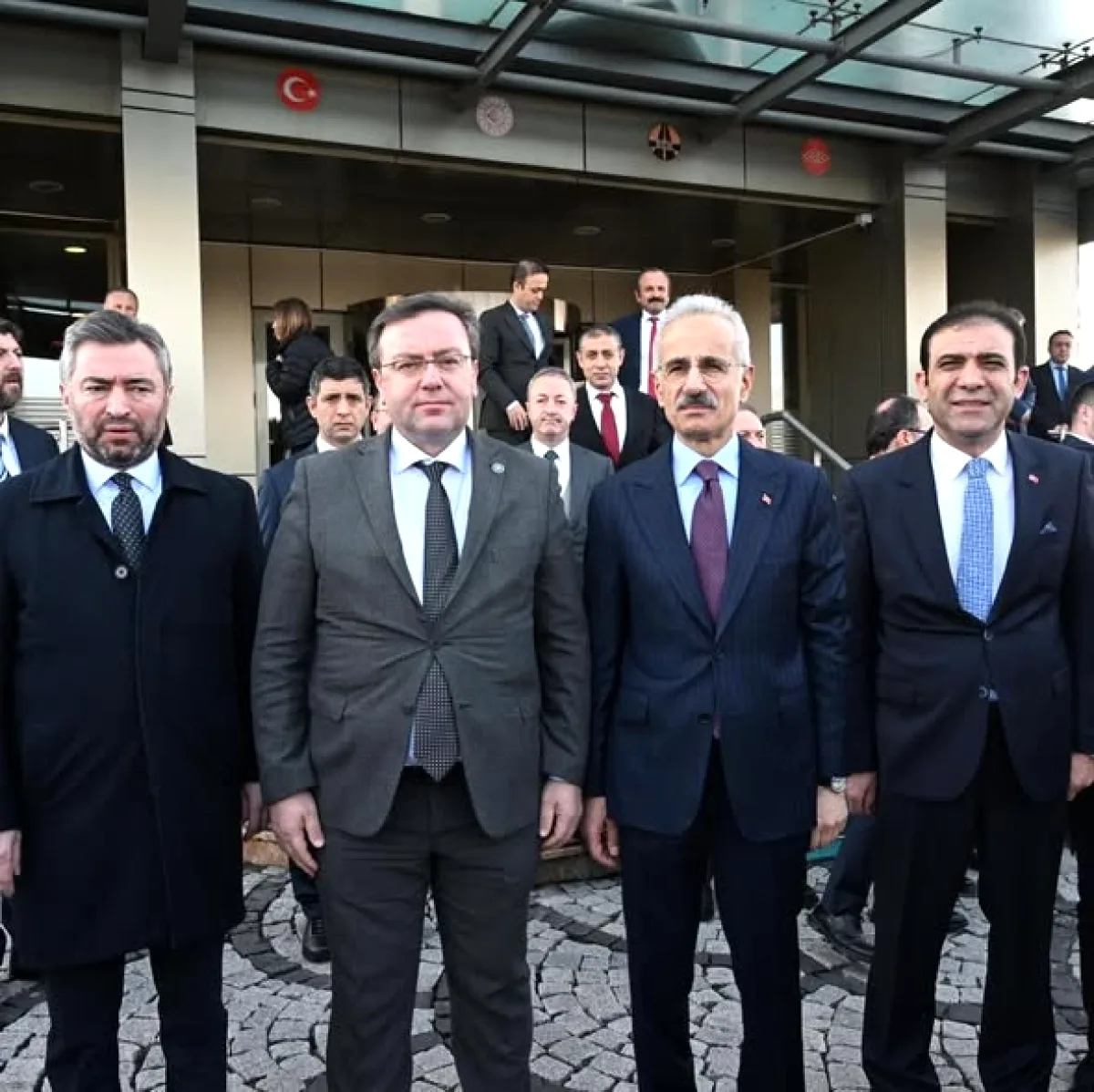 MHP'li Çamur, Bakan Uraloğlu ile Akıllı Ulaşım Programında MHP'li Çamur, Bakan Uraloğlu ile Akıllı Ulaşım Programında