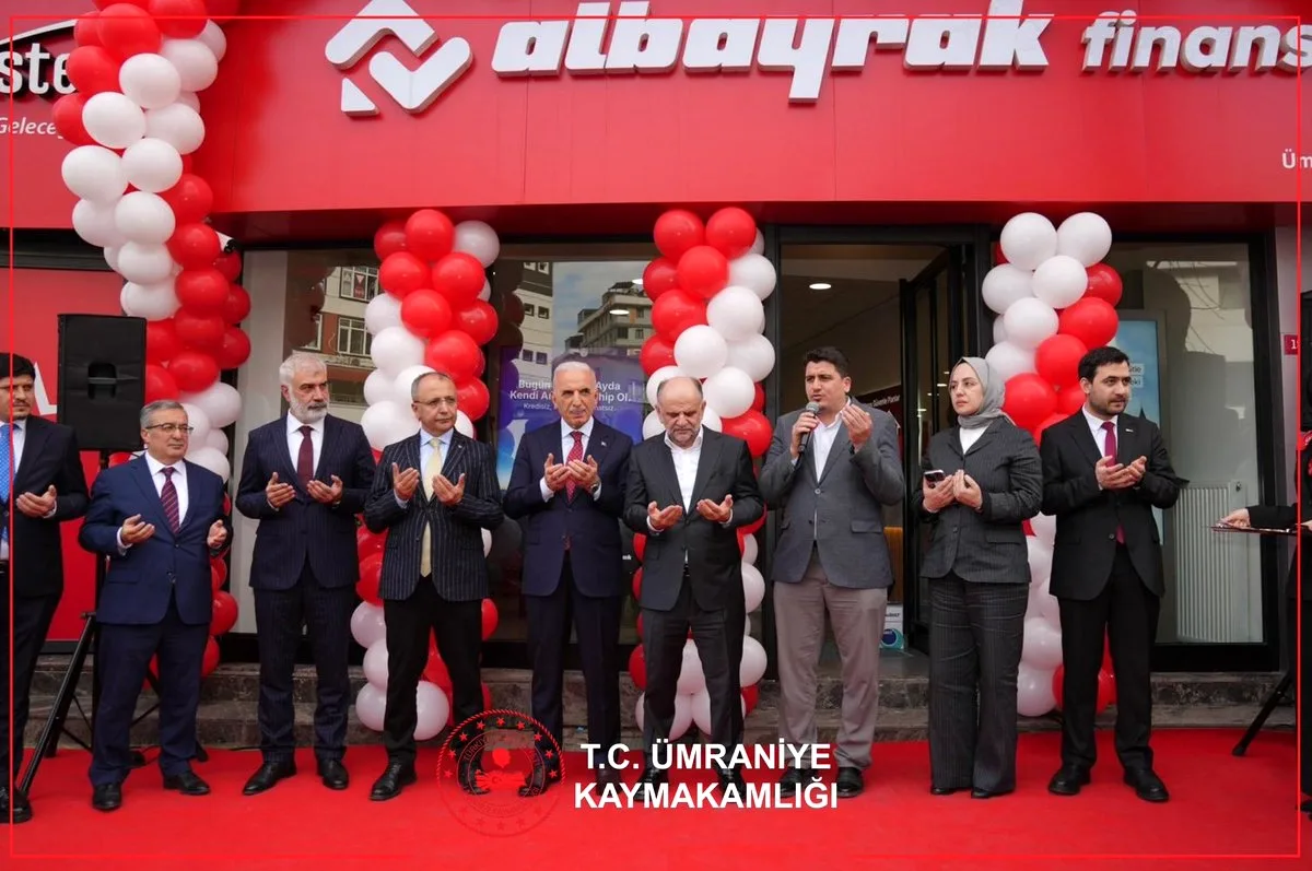 Ümraniye'de Albayrak Finans'ın Yeni Şubesi Açıldı Ümraniye'de Albayrak Finans'ın Yeni Şubesi Açıldı