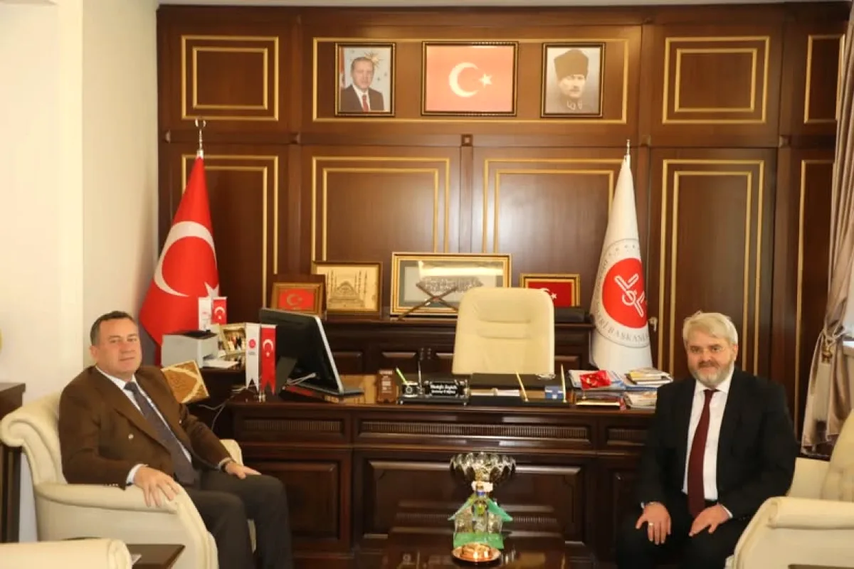 Nizip Belediye Başkanı'ndan İl Müftüsü Soykök'e Ziyaret Nizip Belediye Başkanı'ndan İl Müftüsü Soykök'e Ziyaret