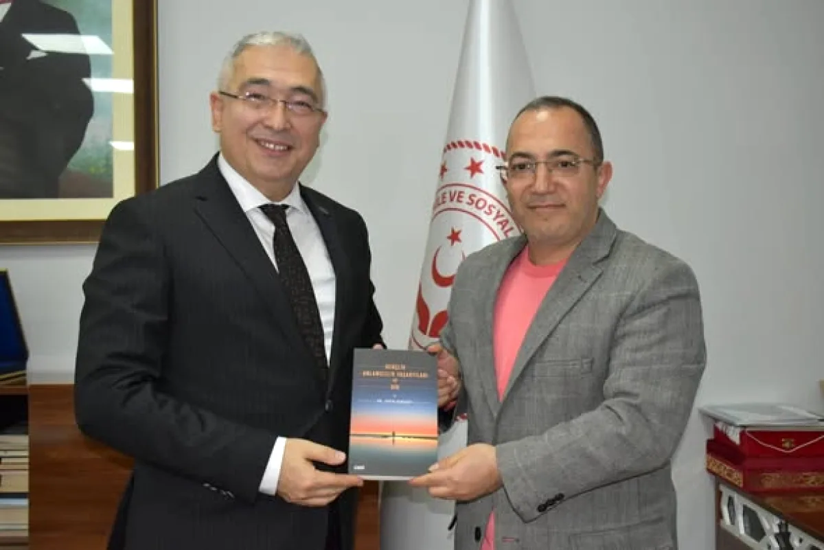 Bursa Aile Müdürü Faruk Uysal, Aile Akademisi Derneği'ni Ağırladı Bursa Aile Müdürü Faruk Uysal, Aile Akademisi Derneği'ni Ağırladı