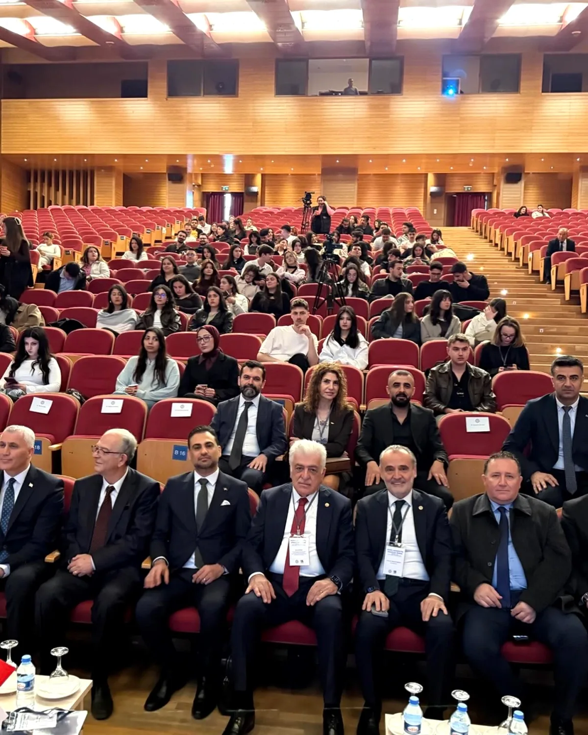 Şamil Ayrım, KKTC'de Doğu Akdeniz Toplantısına Katıldı Şamil Ayrım, KKTC'de Doğu Akdeniz Toplantısına Katıldı