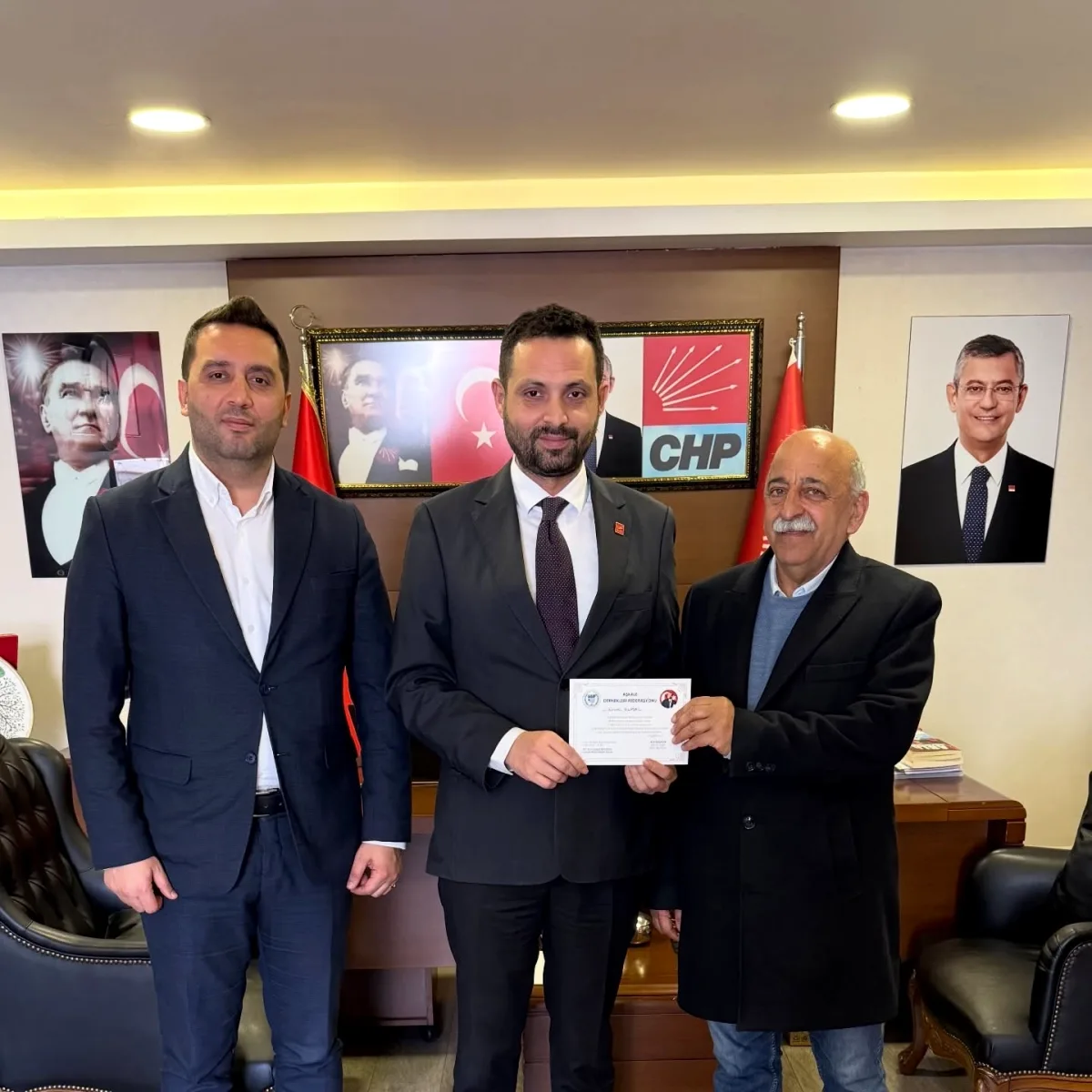 Sancaktepe CHP'den Aşkale Dernek Federasyonu Başkanı Kotan'a Teşekkür Sancaktepe CHP'den Aşkale Dernek Federasyonu Başkanı Kotan'a Teşekkür