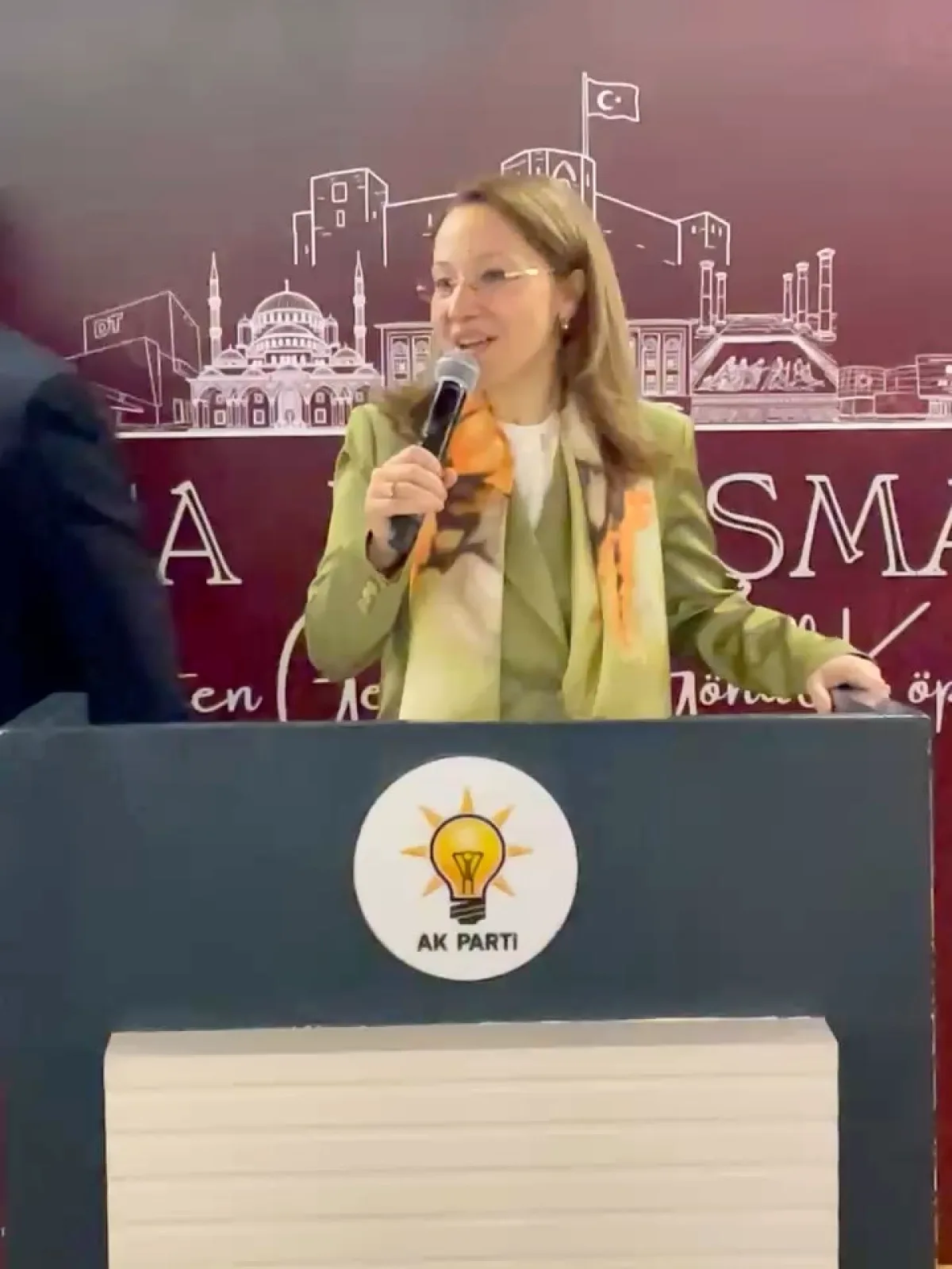 AK Parti Kadın Kolları Heyeti Gaziantep'te AK Parti Kadın Kolları Heyeti Gaziantep'te