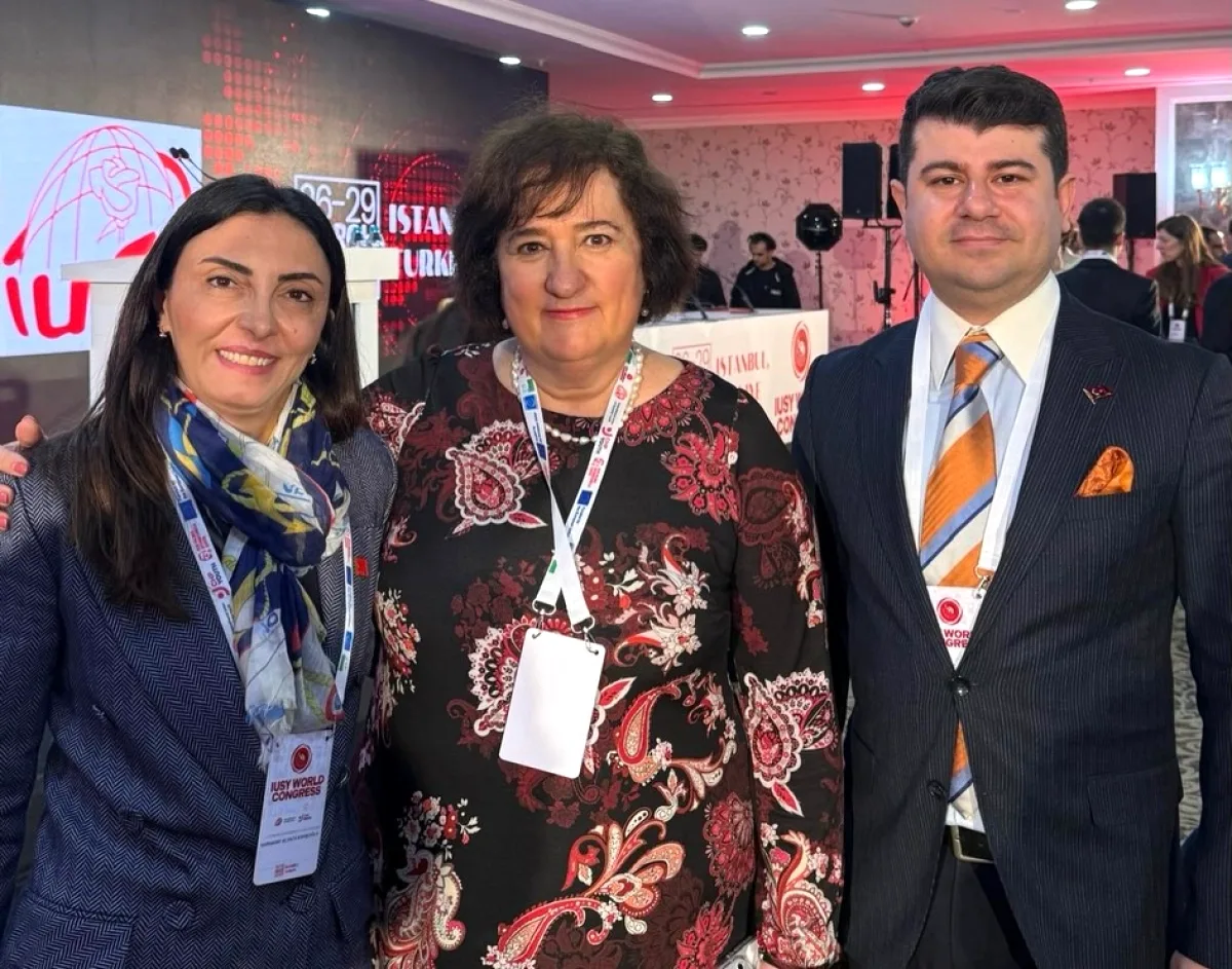Kayışoğlu İstanbul'daki Kongrede İmamoğlu İçin Sesini Yükseltti Kayışoğlu İstanbul'daki Kongrede İmamoğlu İçin Sesini Yükseltti
