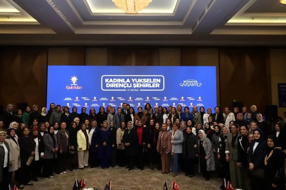 Kadın Kolları, Gaziantep'te Dirençli Şehirler Programı Düzenledi Kadın Kolları, Gaziantep'te Dirençli Şehirler Programı Düzenledi