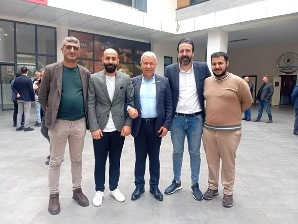 CHP'li Orhan Sümer'den Seyhan'da Mahalle Temsilcileri Toplantısı CHP'li Orhan Sümer'den Seyhan'da Mahalle Temsilcileri Toplantısı