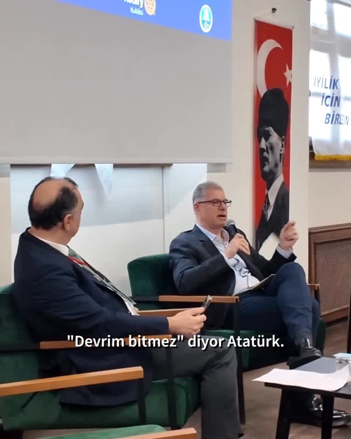 Mudanya Belediye Başkanı Gençlere "Atatürk Gibi Düşün" Çağrısı Yaptı Mudanya Belediye Başkanı Gençlere "Atatürk Gibi Düşün" Çağrısı Yaptı