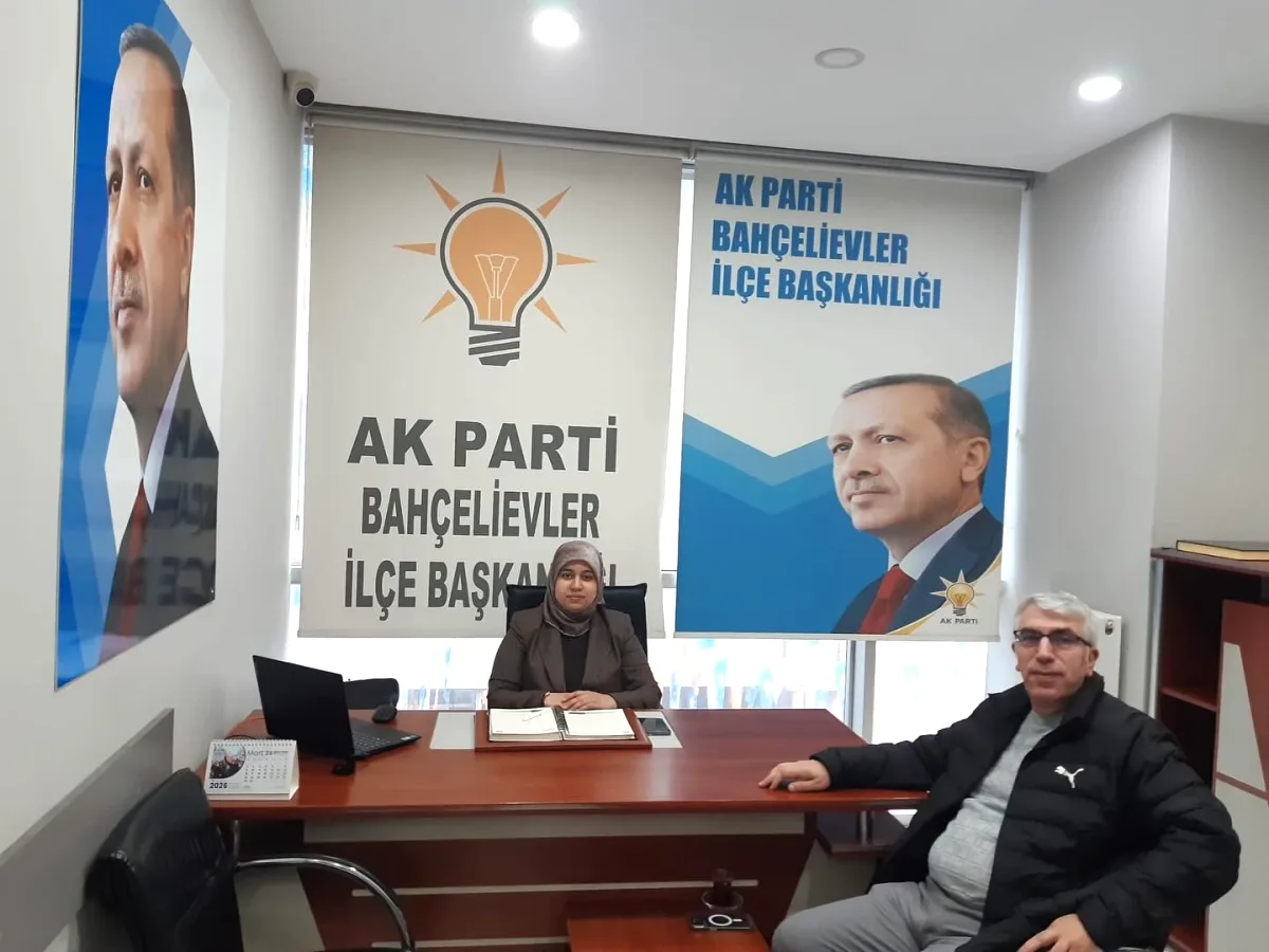 Bahçelievler'de Vatandaş Nöbeti: AK Parti İlçe Başkanlığı Bugün Kapılarını Açtı Bahçelievler'de Vatandaş Nöbeti: AK Parti İlçe Başkanlığı Bugün Kapılarını Açtı