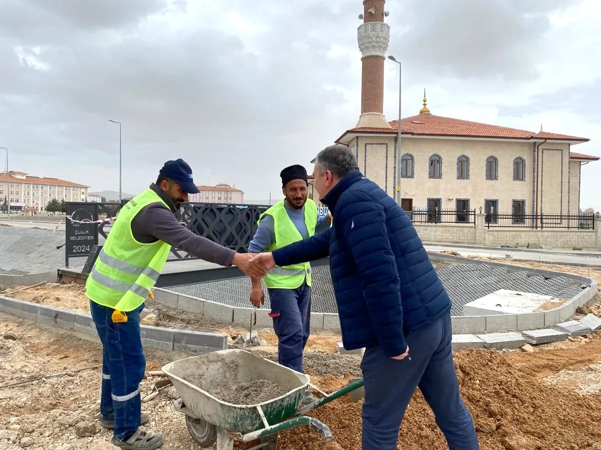Çubuk Belediye Başkanı Baki Demirbaş, Sahada İnceleme Yaptı Çubuk Belediye Başkanı Baki Demirbaş, Sahada İnceleme Yaptı