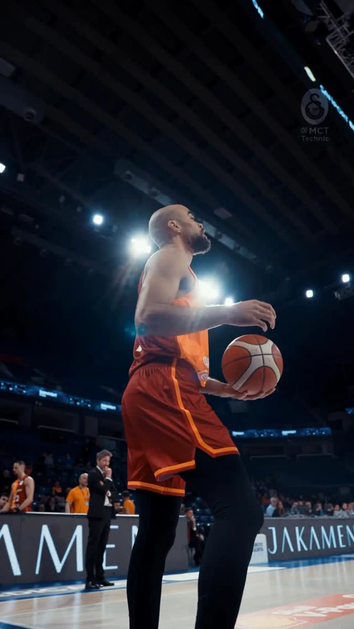 Galatasaray Basketbol, Safiport Erokspor'a İlk Yarıda 37-40 Geride Galatasaray Basketbol, Safiport Erokspor'a İlk Yarıda 37-40 Geride