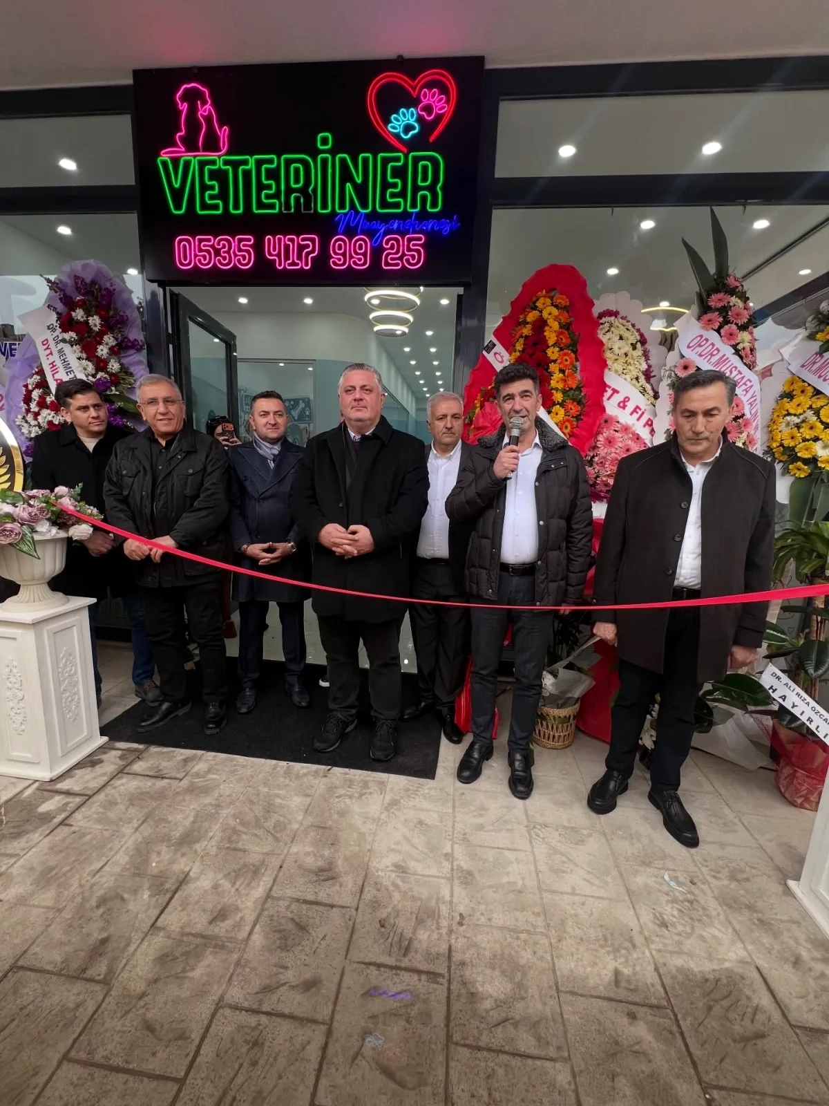 Mesut TUTUĞ, Gözdem Veteriner Kliniği'nin Açılışını Gerçekleştirdi Mesut TUTUĞ, Gözdem Veteriner Kliniği'nin Açılışını Gerçekleştirdi