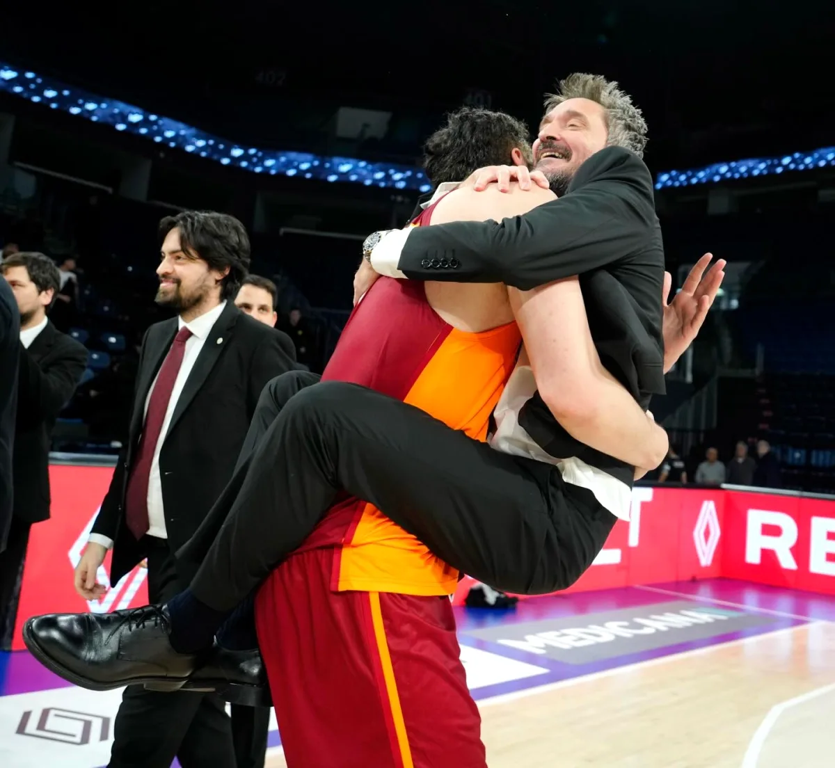 Galatasaray Basketbol, Safiport Erokspor'u Son Saniyede Mağlup Etti Galatasaray Basketbol, Safiport Erokspor'u Son Saniyede Mağlup Etti
