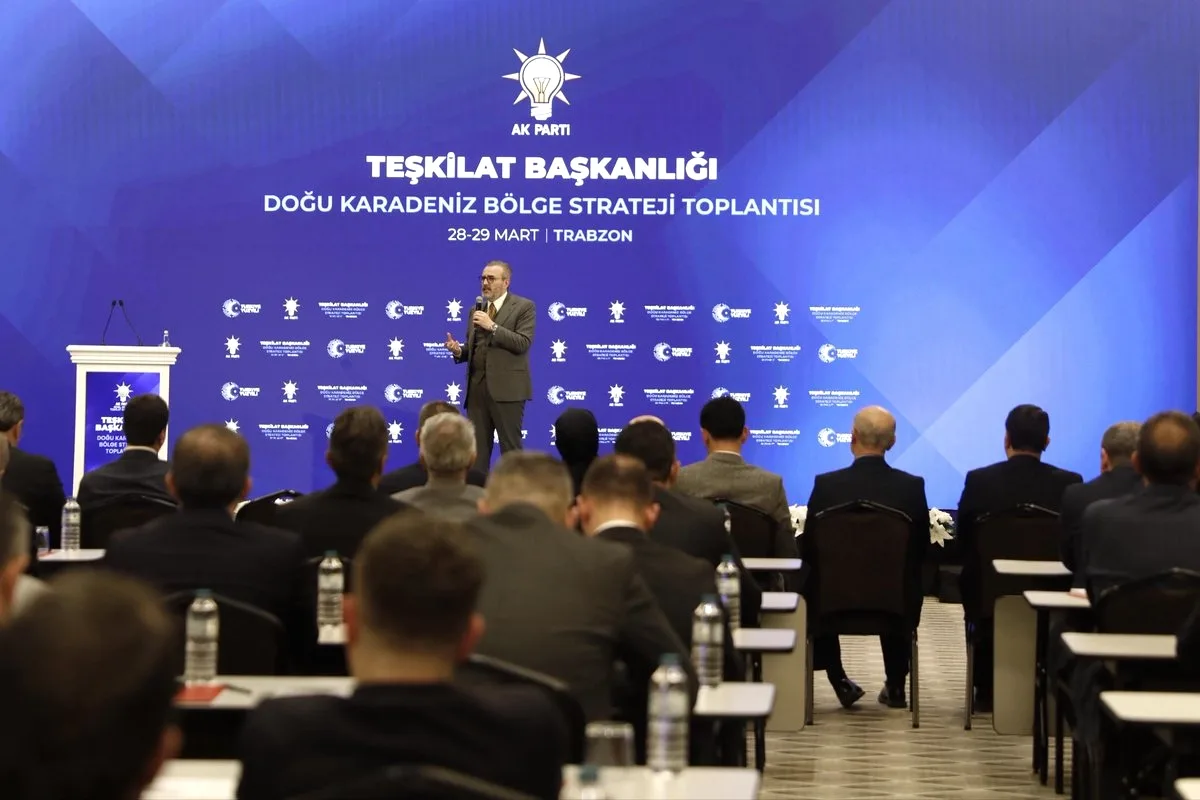 Mahir Ünal: Doğu Karadeniz'de Teşkilat Gücüyle Yolumuza Devam Mahir Ünal: Doğu Karadeniz'de Teşkilat Gücüyle Yolumuza Devam