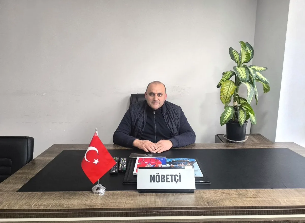 AK Parti Çukurova İlçe Başkanlığı'nda Bugünün Nöbetçisi Orhan Ünal AK Parti Çukurova İlçe Başkanlığı'nda Bugünün Nöbetçisi Orhan Ünal