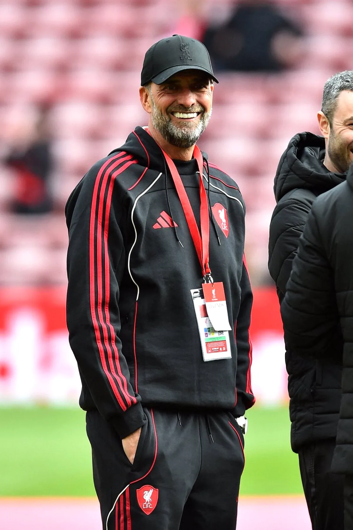 Jürgen Klopp, Liverpool-Dortmund Efsaneler Maçı İçin Anfield'a Geldi Jürgen Klopp, Liverpool-Dortmund Efsaneler Maçı İçin Anfield'a Geldi