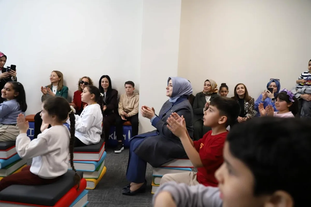 Tuğba IŞIK ERCAN, Gaziantep'te Eğitim ve Sanat Merkezini Ziyaret Etti Tuğba IŞIK ERCAN, Gaziantep'te Eğitim ve Sanat Merkezini Ziyaret Etti