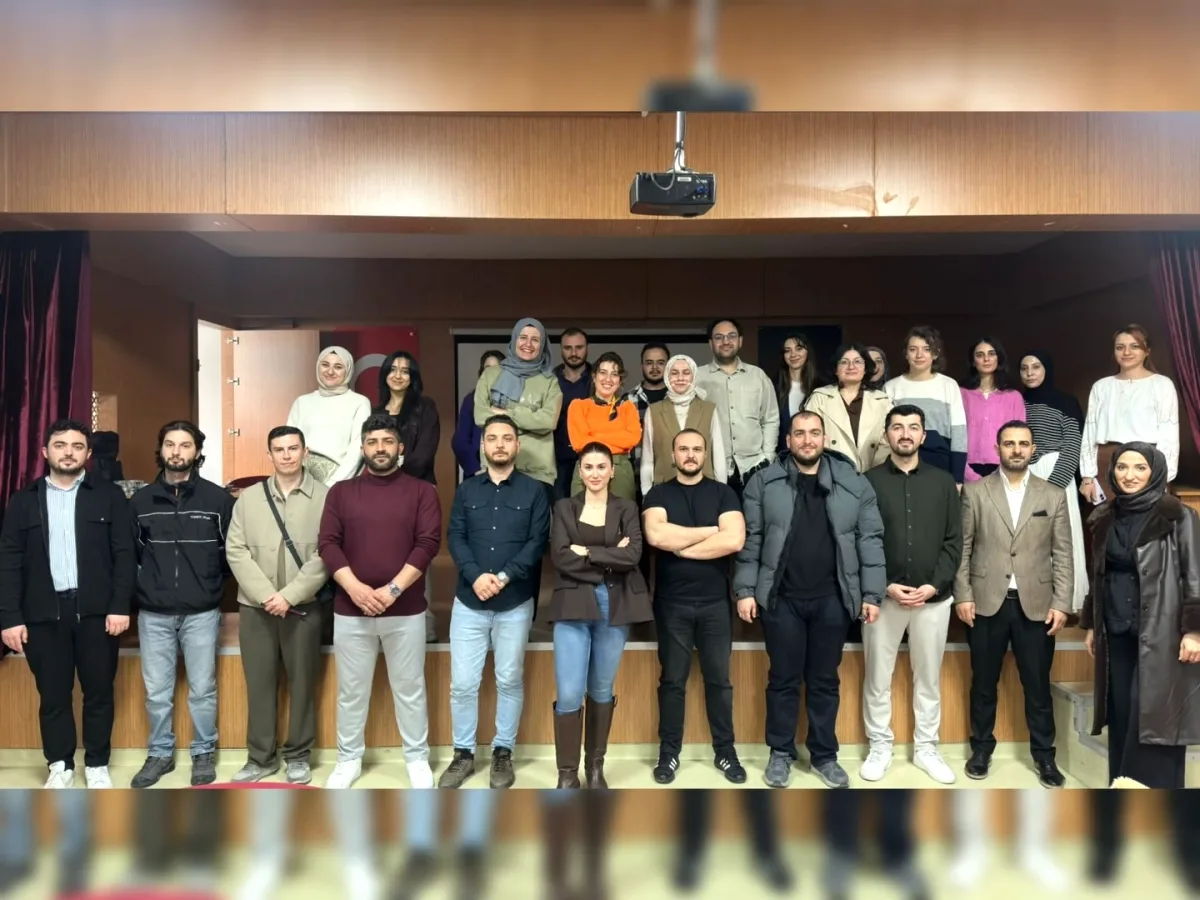Esenyurt'ta İlkokul Öğretmenlerine Biçimlendirici Değerlendirme Kursu Esenyurt'ta İlkokul Öğretmenlerine Biçimlendirici Değerlendirme Kursu