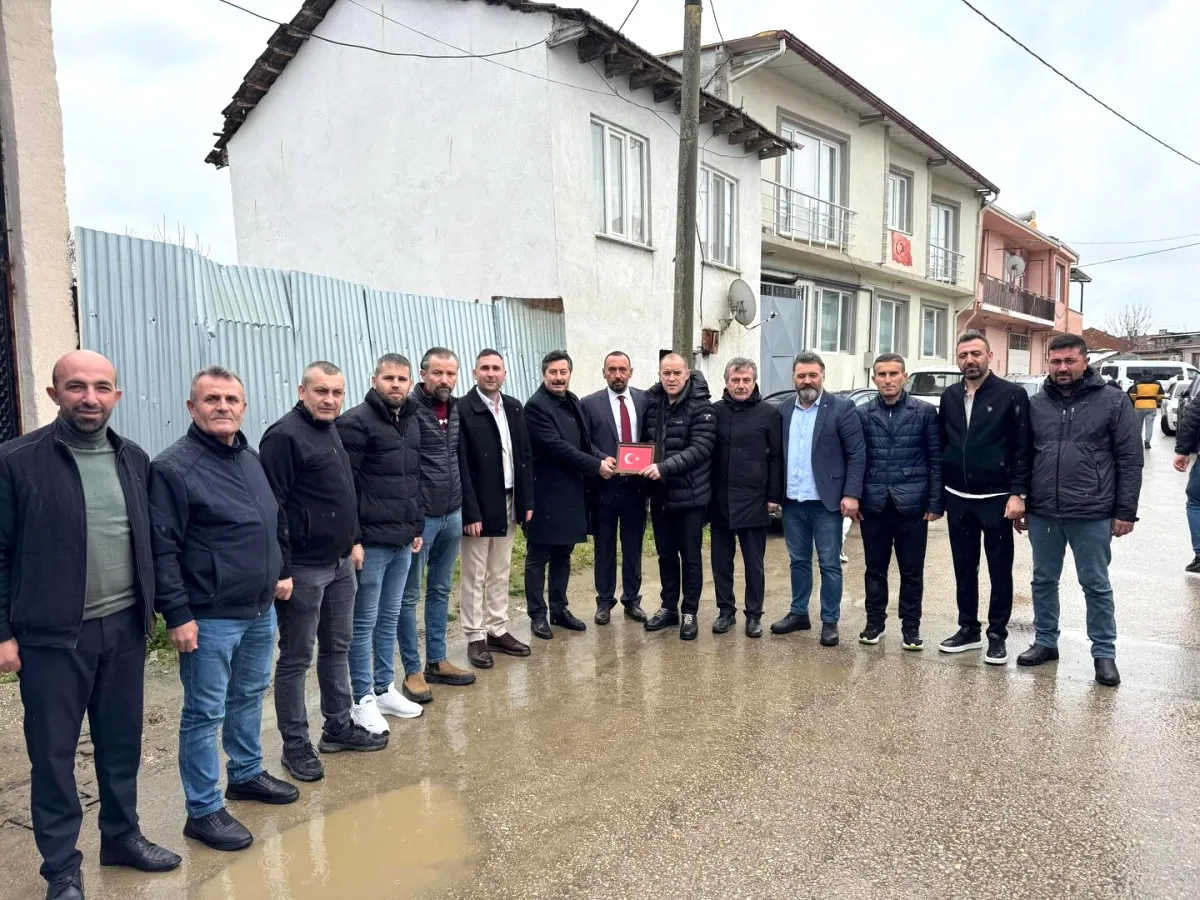 Bursa Yenişehir Belediye Başkanı Ercan Özel, Sünnet Cemiyetinde Bursa Yenişehir Belediye Başkanı Ercan Özel, Sünnet Cemiyetinde