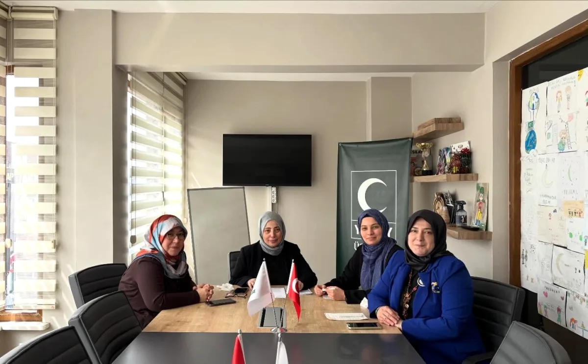 Yeşilay Üsküdar Şubesi Kadın Komisyonu Toplantısı Gerçekleşti Yeşilay Üsküdar Şubesi Kadın Komisyonu Toplantısı Gerçekleşti