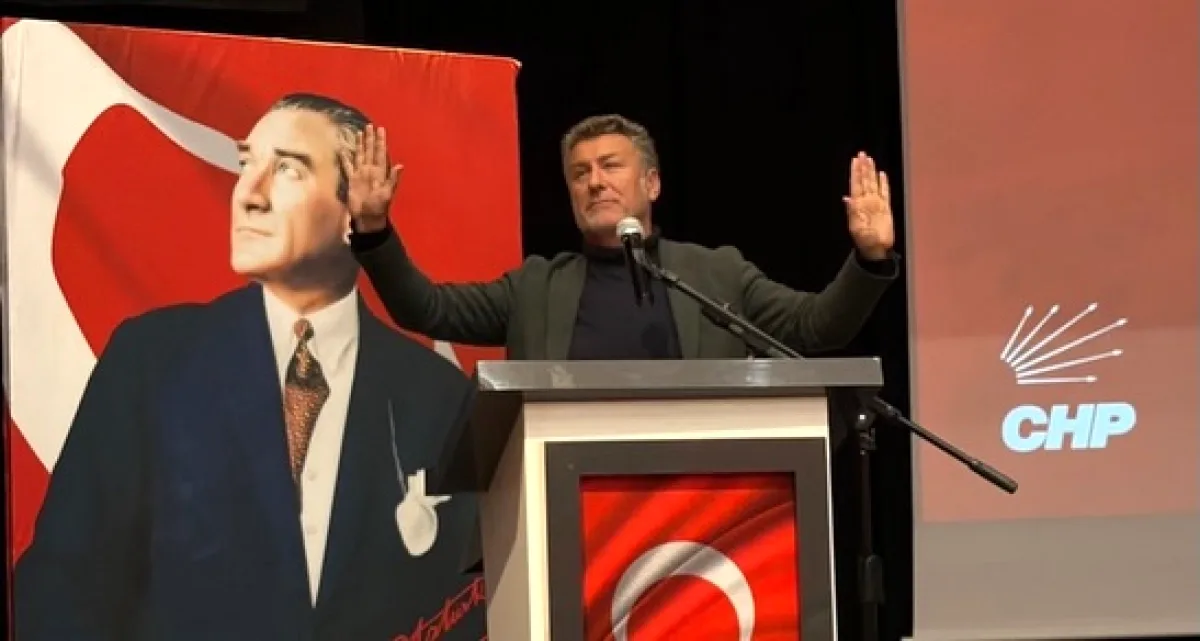 CHP'li Orhan Sarıbal Mustafakemalpaşa Toplantısını Kutladı CHP'li Orhan Sarıbal Mustafakemalpaşa Toplantısını Kutladı
