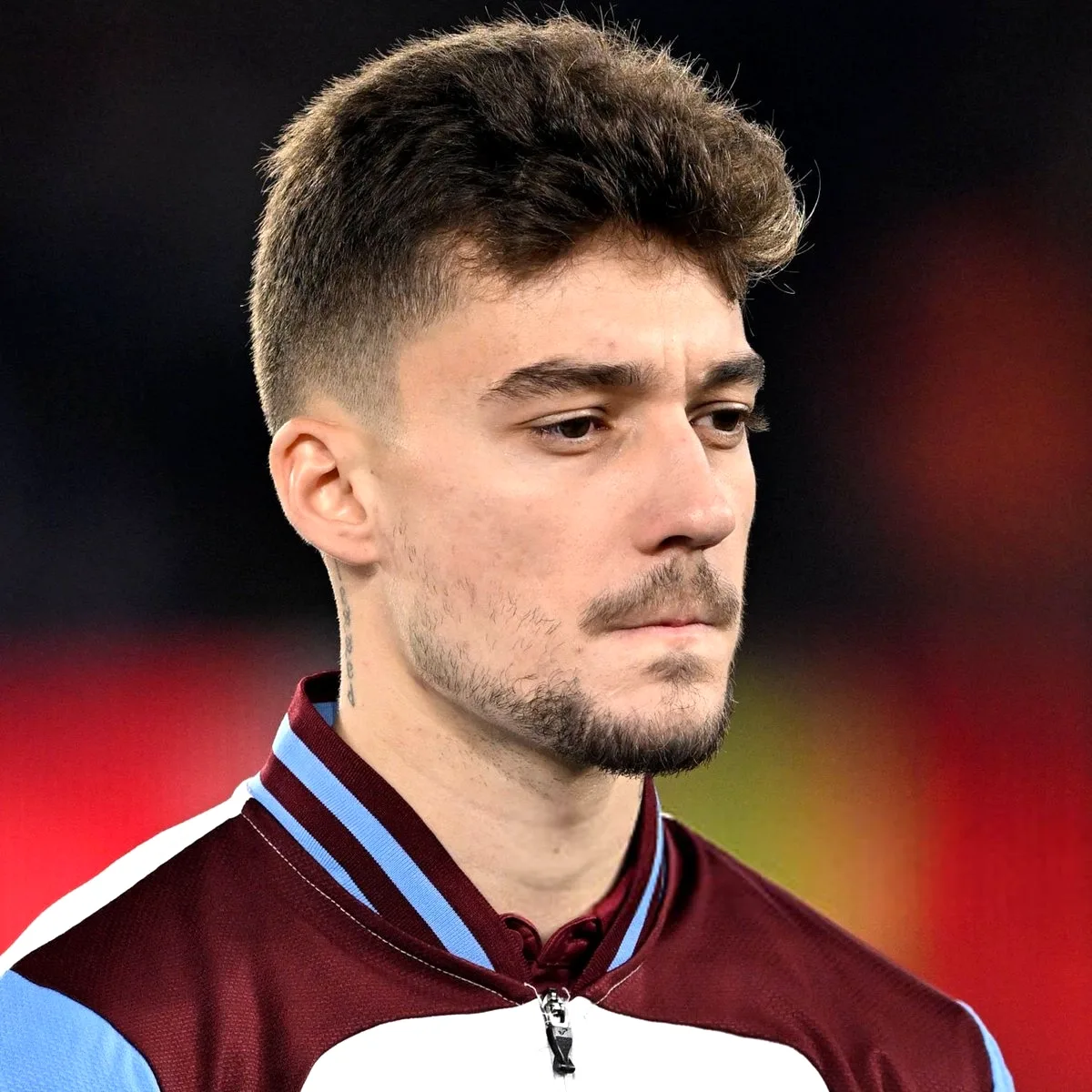 Ernest Muçi'nin Sakatlık Durumu Açıklandı: Trabzon'a Dönüyor Ernest Muçi'nin Sakatlık Durumu Açıklandı: Trabzon'a Dönüyor