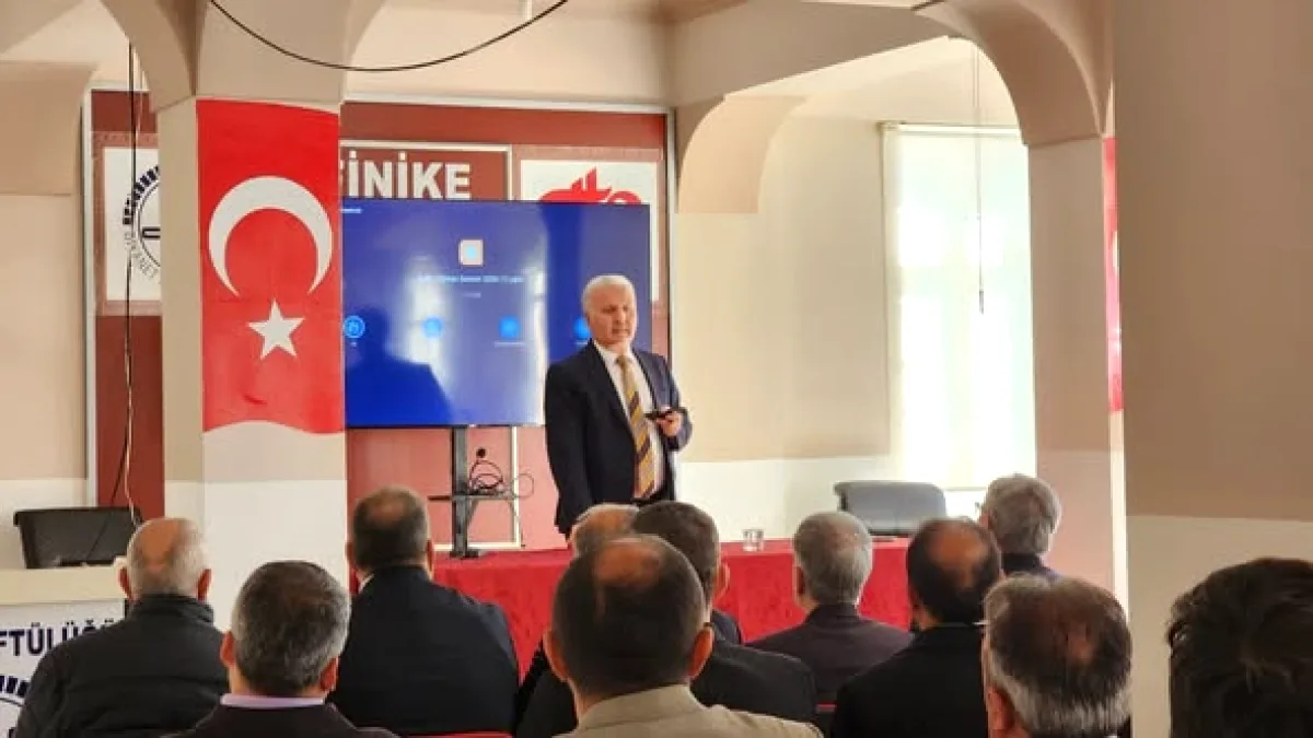 Antalya İl Müftüsü Aydın Yığman, Finike'de Personel ile Bir Araya Geldi Antalya İl Müftüsü Aydın Yığman, Finike'de Personel ile Bir Araya Geldi