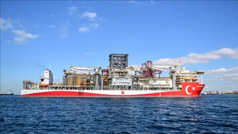 Türkiye Nisanda Karadeniz ve Somali'de Sondajı Hızlandırıyor