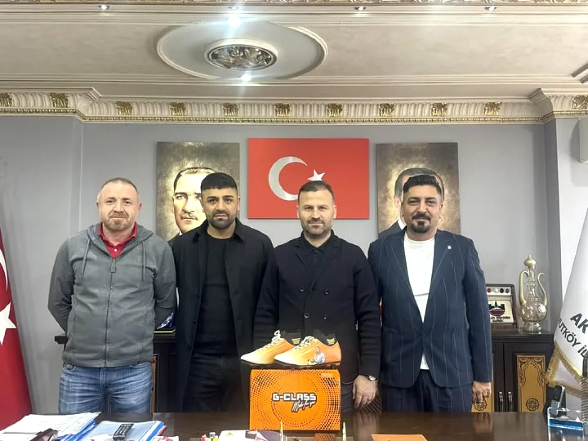 AK Parti Arnavutköy'de Yerel İşletme Ziyareti: Birlik Vurgusu AK Parti Arnavutköy'de Yerel İşletme Ziyareti: Birlik Vurgusu