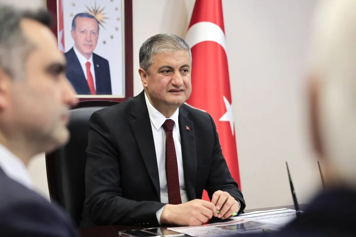 Kozan OSB Toplantısında 4 km Yol ve Parsel Güncelleme Kararı Kozan OSB Toplantısında 4 km Yol ve Parsel Güncelleme Kararı