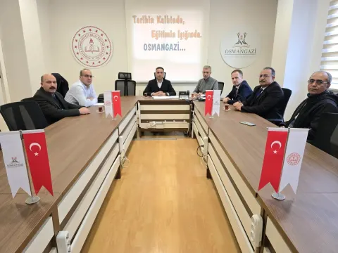 Bursa Osmangazi'de Okul Kayıt Bölgeleri Toplantısı Düzenlendi