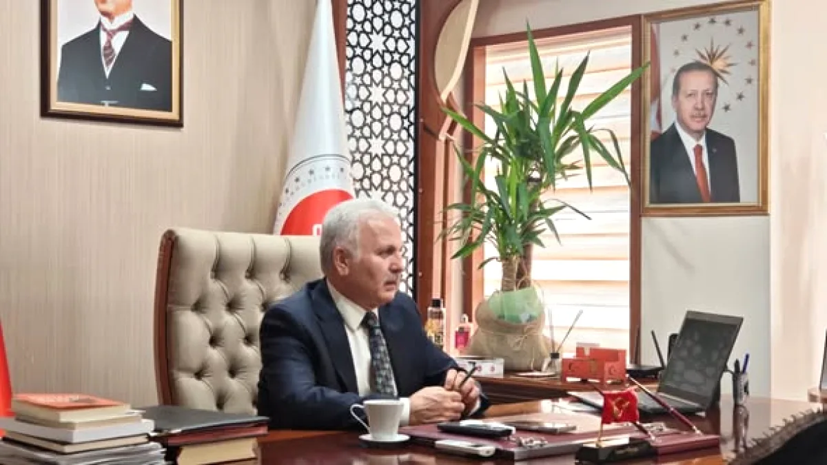 Antalya İl Müftüsü Aydın Yığman, Varsak İmam Hatip Ortaokulu Öğrencilerini Kabul Etti Antalya İl Müftüsü Aydın Yığman, Varsak İmam Hatip Ortaokulu Öğrencilerini Kabul Etti
