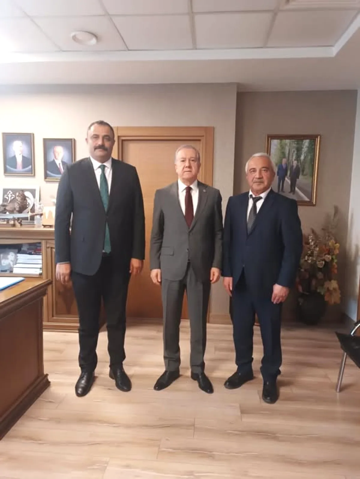 Sarıoğlan'da MHP Liderleri Yatırım İstişaresi Yaptı Sarıoğlan'da MHP Liderleri Yatırım İstişaresi Yaptı