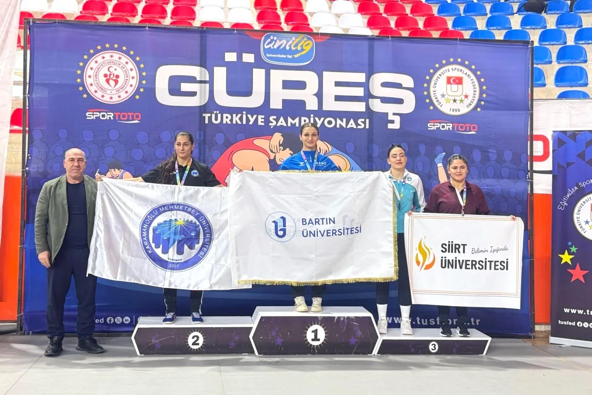 Yalova'dan Türkiye Şampiyonu: İlayda Çin 72 Kg'da Altın Madalya Kazandı! Yalova'dan Türkiye Şampiyonu: İlayda Çin 72 Kg'da Altın Madalya Kazandı!