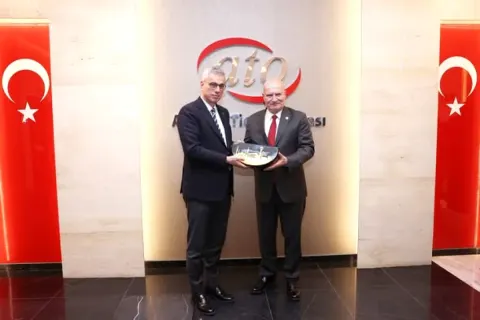 Sağlık Bakanı Memişoğlu Ankara Ticaret Odası'nı Ziyaret Etti