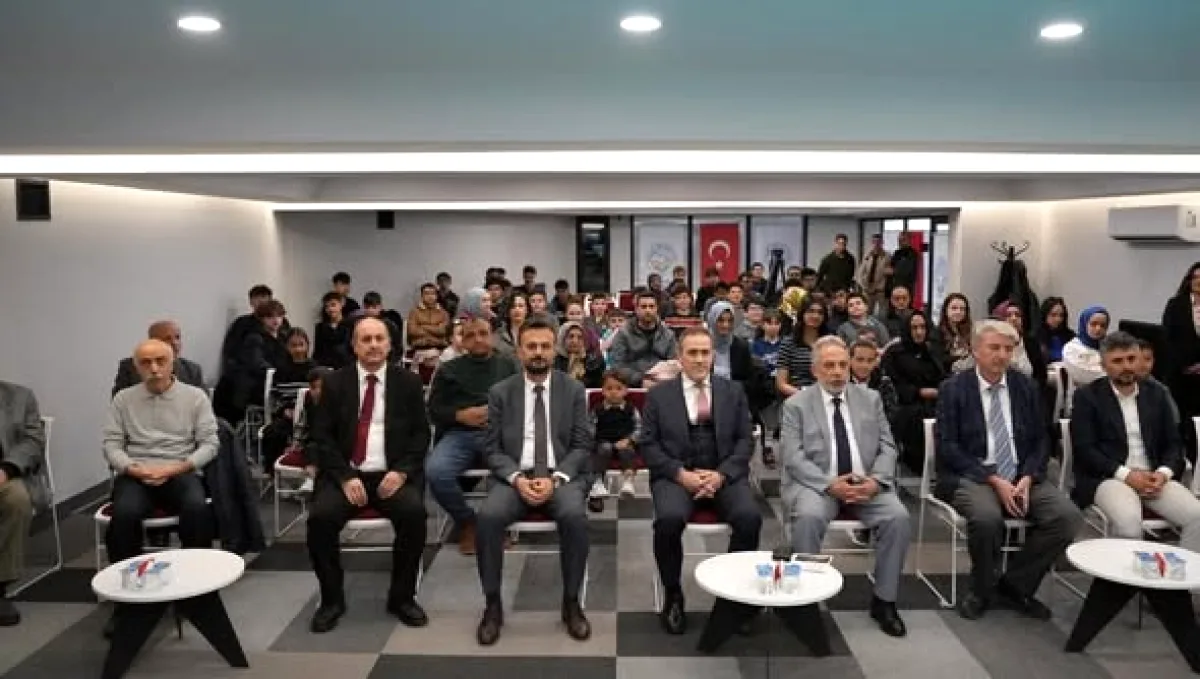 Kütüphane Haftası Coşkusu Talas'ta Yaşandı Kütüphane Haftası Coşkusu Talas'ta Yaşandı