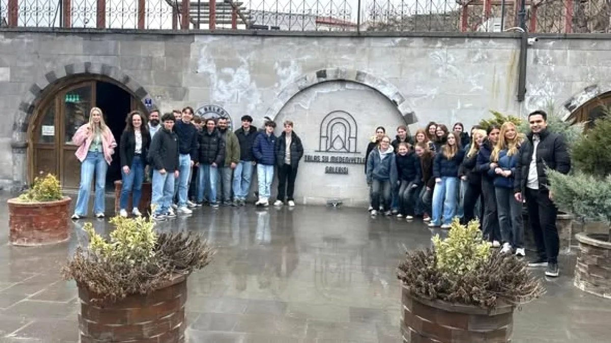 Talas, Erasmus Projesi'nde Hollanda ve İspanya'dan Gelen Gruba Tanıtıldı Talas, Erasmus Projesi'nde Hollanda ve İspanya'dan Gelen Gruba Tanıtıldı