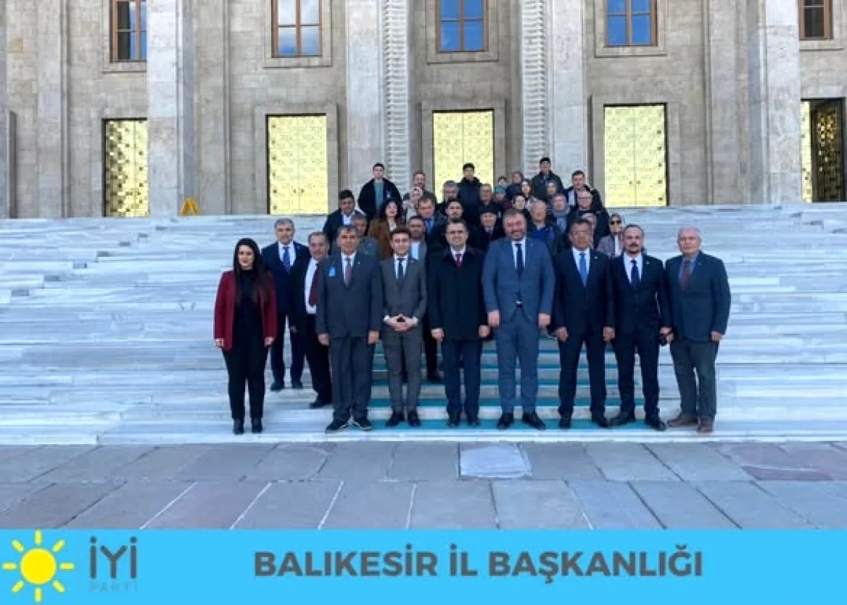 İyi Parti Balıkesir 41 Yeni Üye ile TBMM'de Buluştu İyi Parti Balıkesir 41 Yeni Üye ile TBMM'de Buluştu