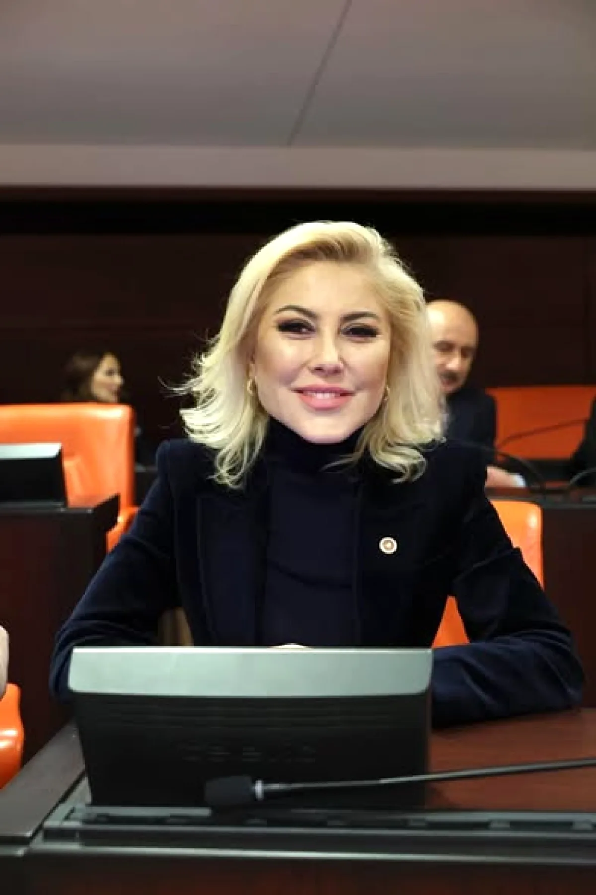TBMM'de Kanun Teklifi Görüşmeleri: Şebnem Bursalı'dan Açıklama TBMM'de Kanun Teklifi Görüşmeleri: Şebnem Bursalı'dan Açıklama