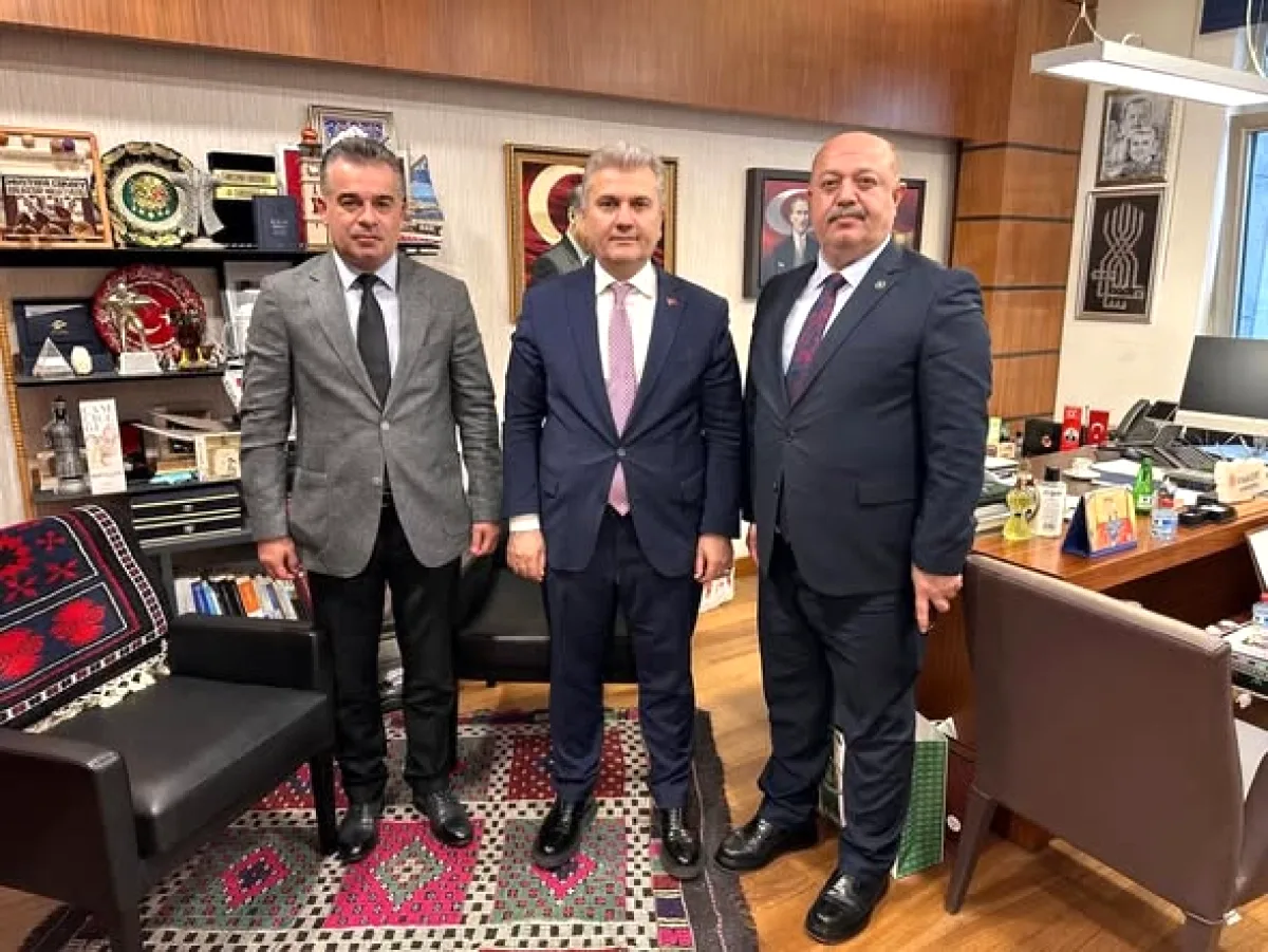 DSİ 25. Bölge Müdürlüğü Milletvekillerini Ziyaret Etti DSİ 25. Bölge Müdürlüğü Milletvekillerini Ziyaret Etti