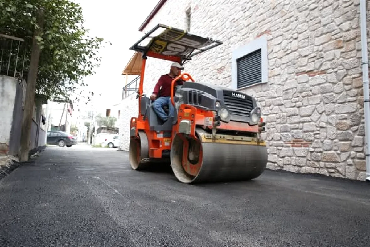 Çiğli'de 8101 Sokak Yenilendi: Hemşehriler Modern Yollara Kavuştu Çiğli'de 8101 Sokak Yenilendi: Hemşehriler Modern Yollara Kavuştu