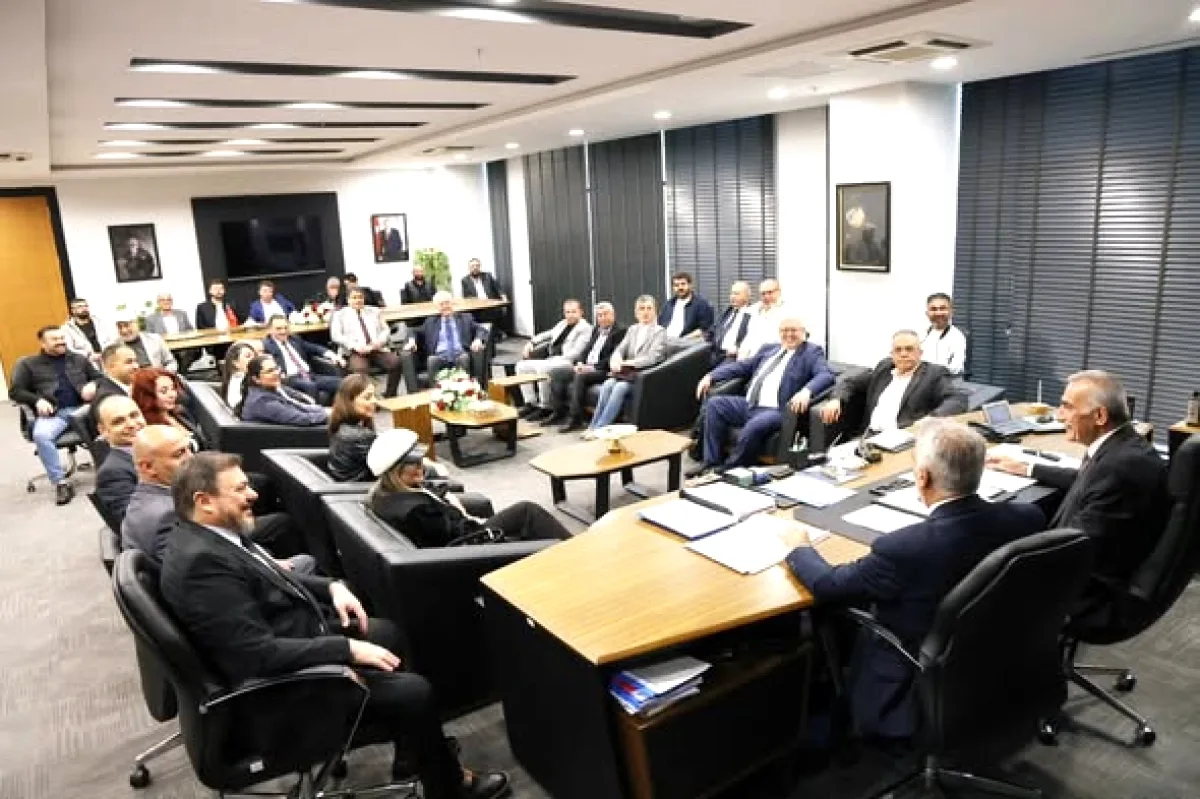 Adana Ticaret Odası'nda Yayıncılık Sektörünün Geleceği Ele Alındı Adana Ticaret Odası'nda Yayıncılık Sektörünün Geleceği Ele Alındı