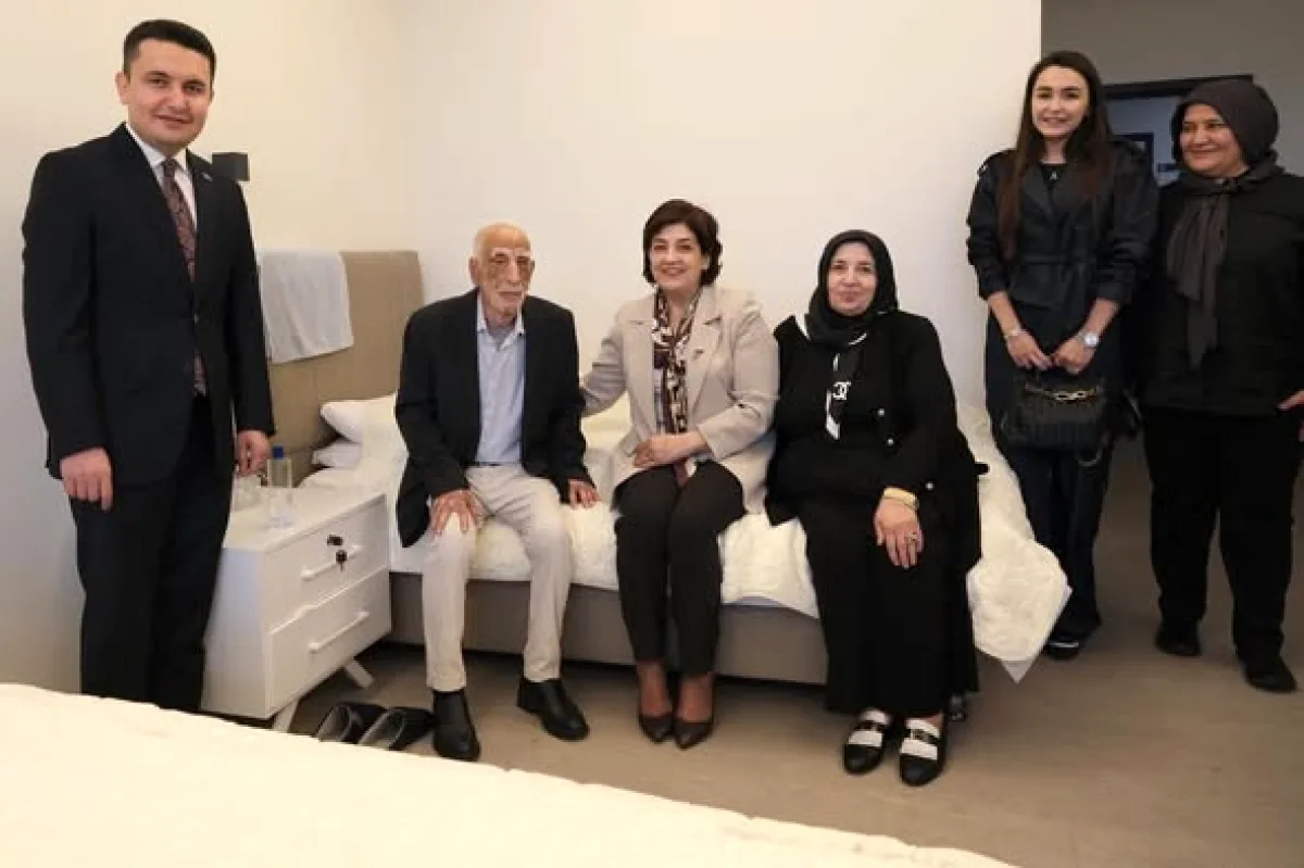 Adana'da "Kalpten Kalbe Bir Gün": Süreyya Yavuz Huzurevi Sakinleriyle Buluştu Adana'da "Kalpten Kalbe Bir Gün": Süreyya Yavuz Huzurevi Sakinleriyle Buluştu