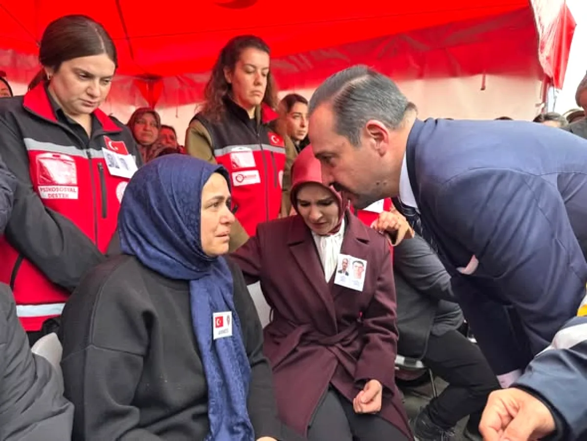 Gaziantep'te Nevruz Coşkusu: Cumhurbaşkanı Himayesinde Anma Programı Gaziantep'te Nevruz Coşkusu: Cumhurbaşkanı Himayesinde Anma Programı